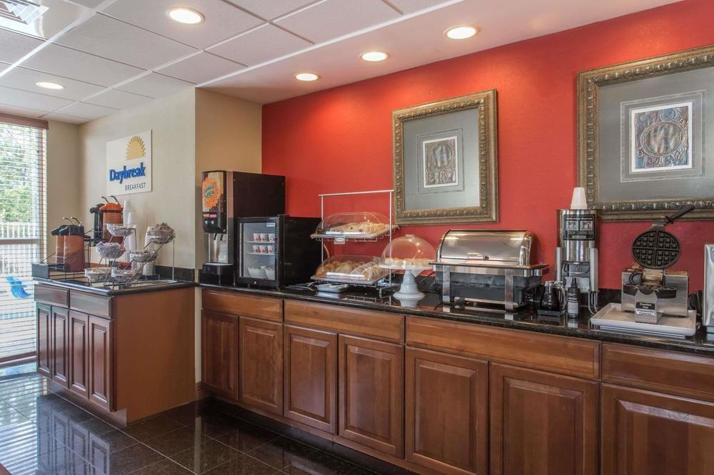 Days Inn & Suites By Wyndham Fort Pierce I-95 Exteriér fotografie