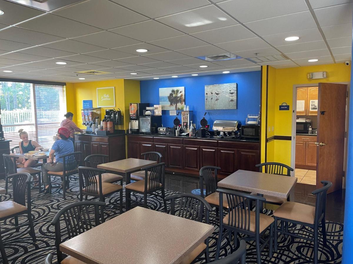 Days Inn & Suites By Wyndham Fort Pierce I-95 Exteriér fotografie